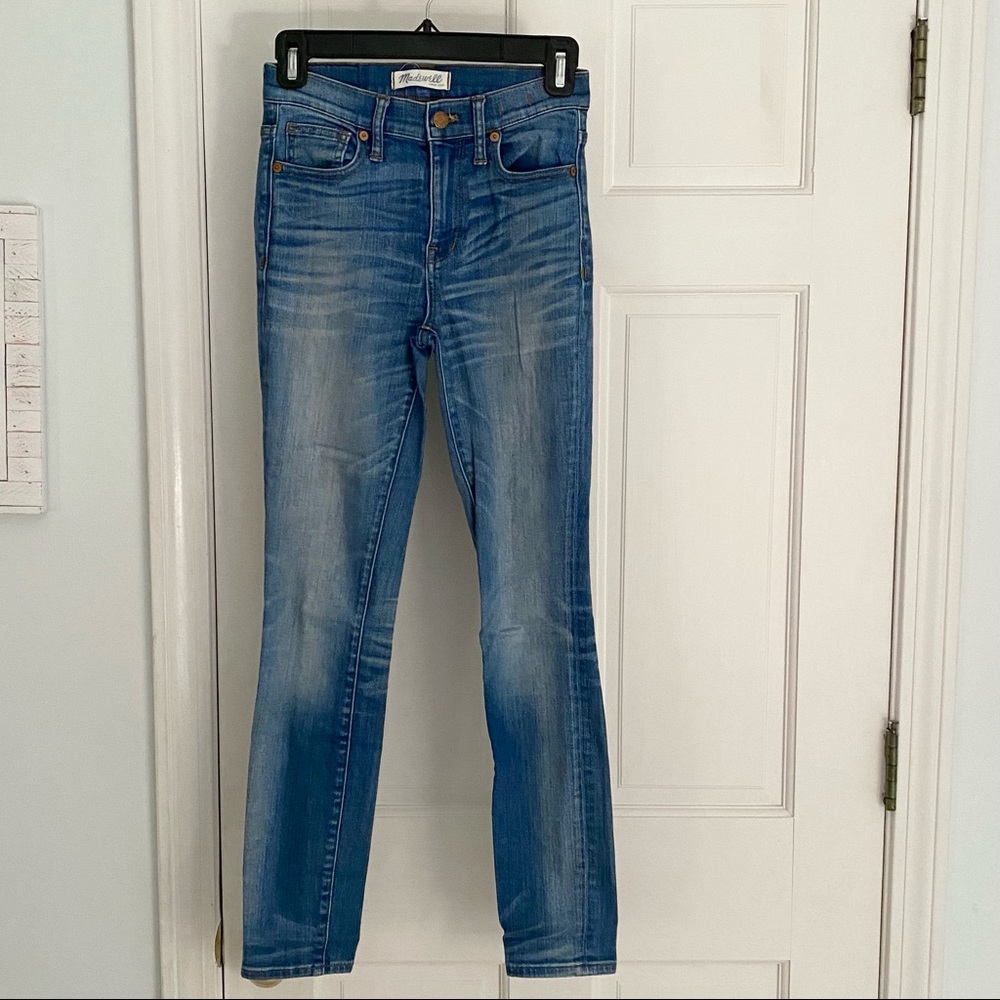 Madewell medium-wash skinny jeans, size 25